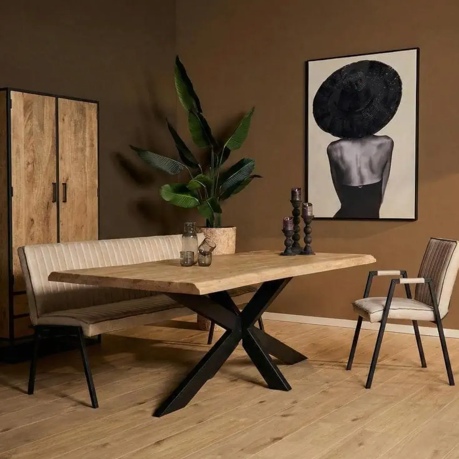 Alaska Boomstamtafel Mangohout 300cm