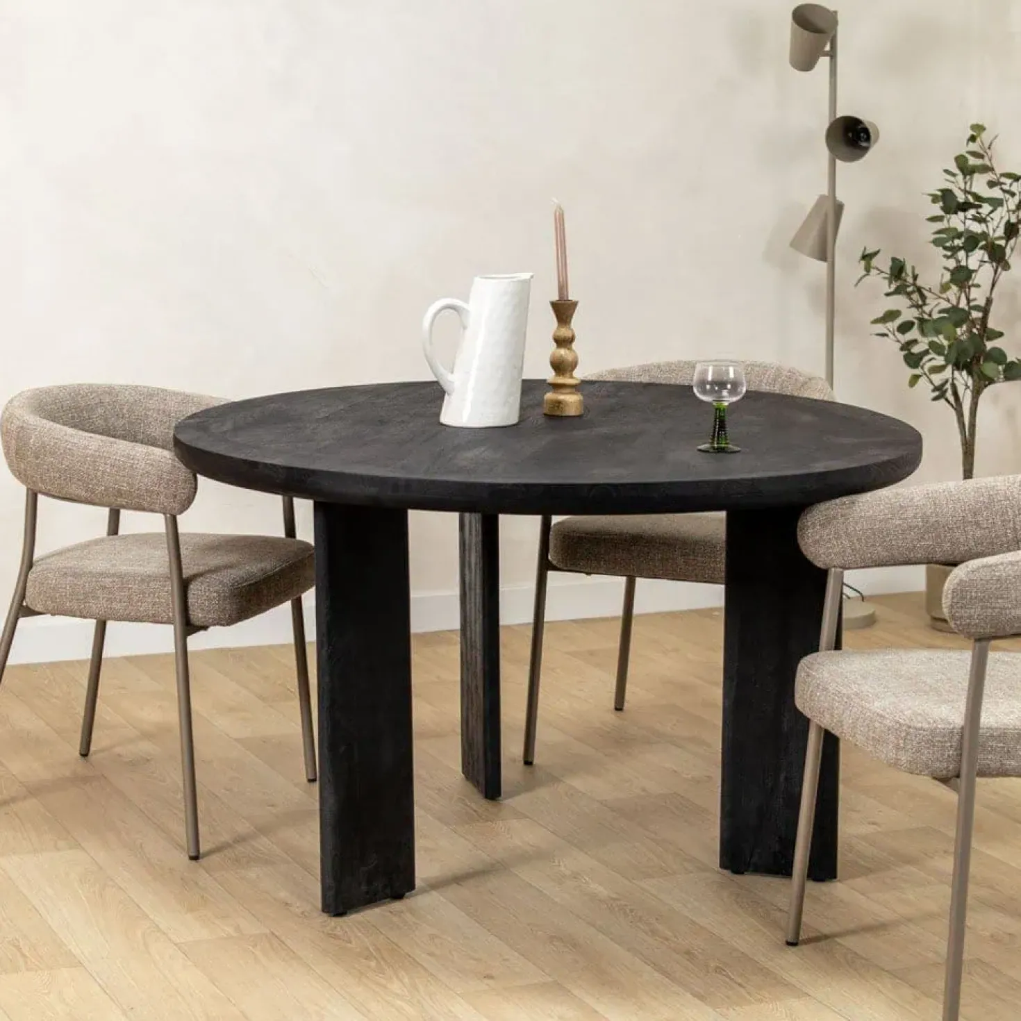 Arne Eettafel zwart Rond 130cm
