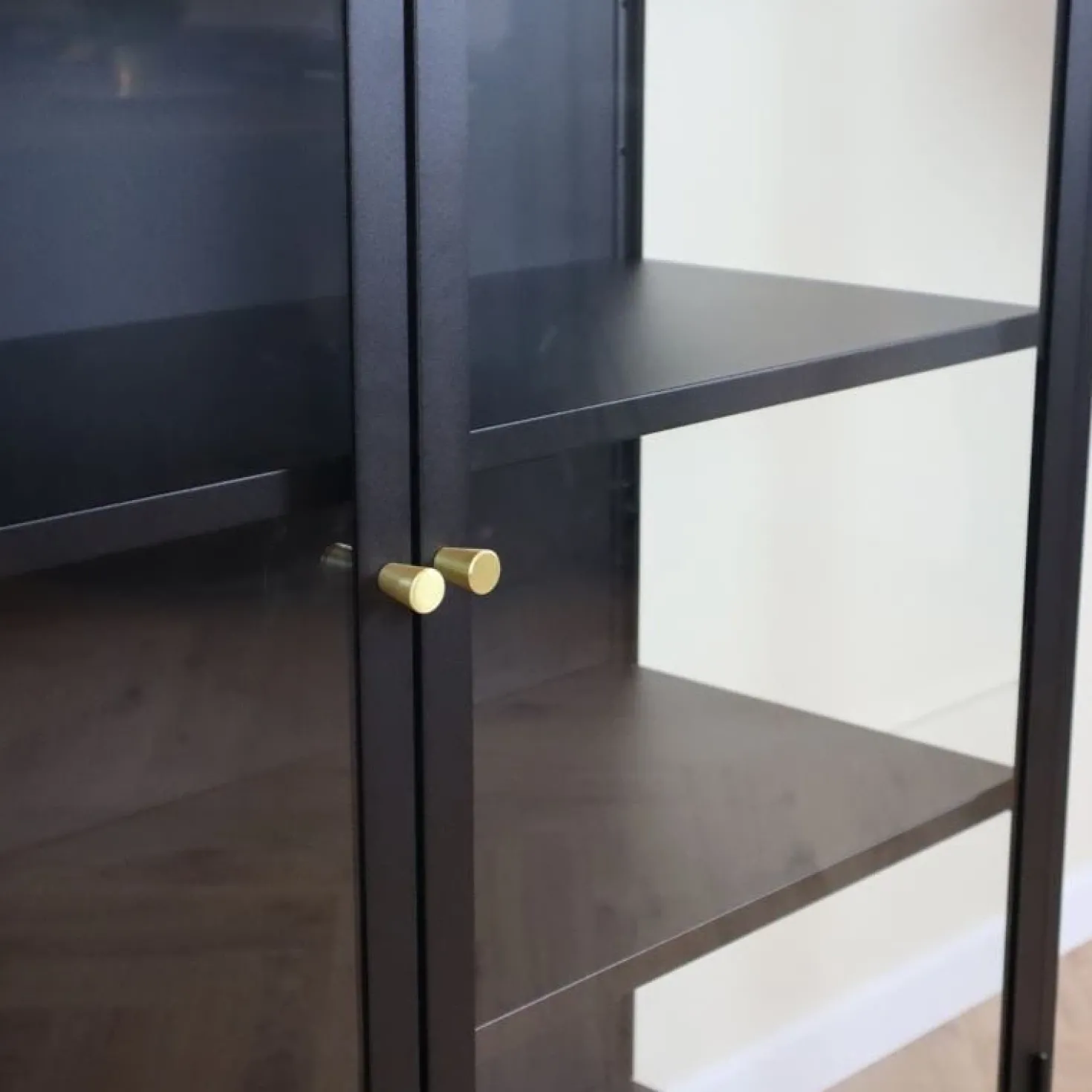 Kaya vitrinekast zwart metaal 110cm