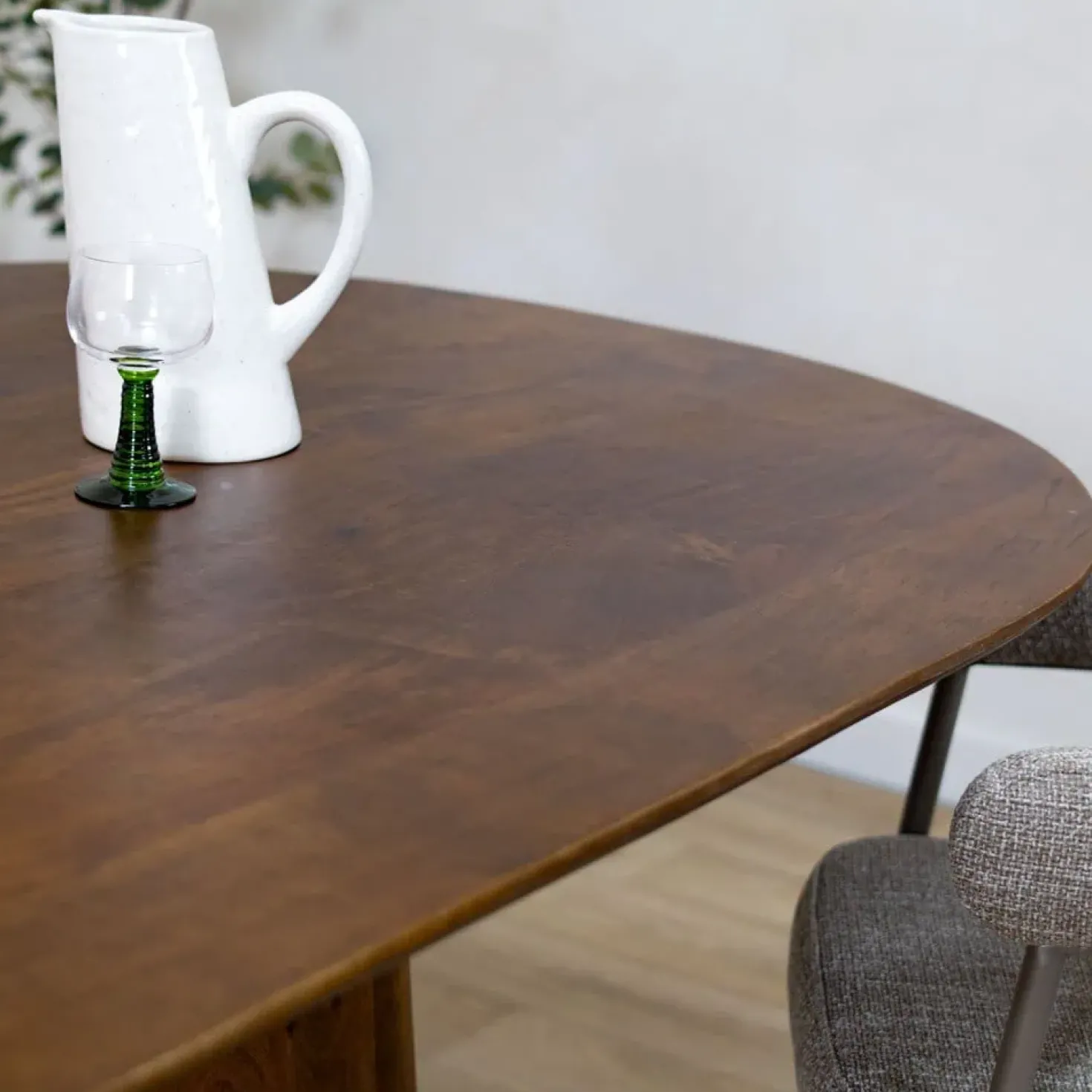 Lin Eettafel espresso Deens Ovaal 200cm