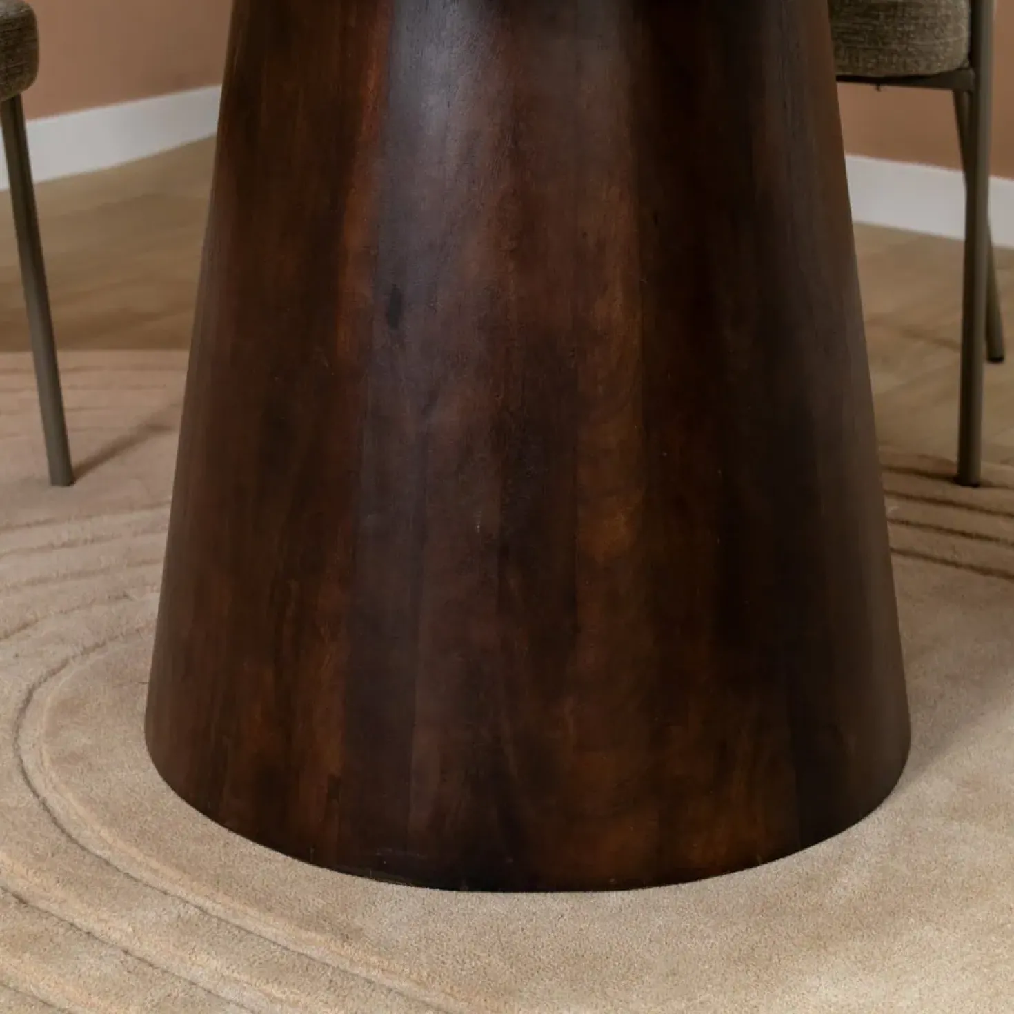 Lin Eettafel rond Espresso 130cm