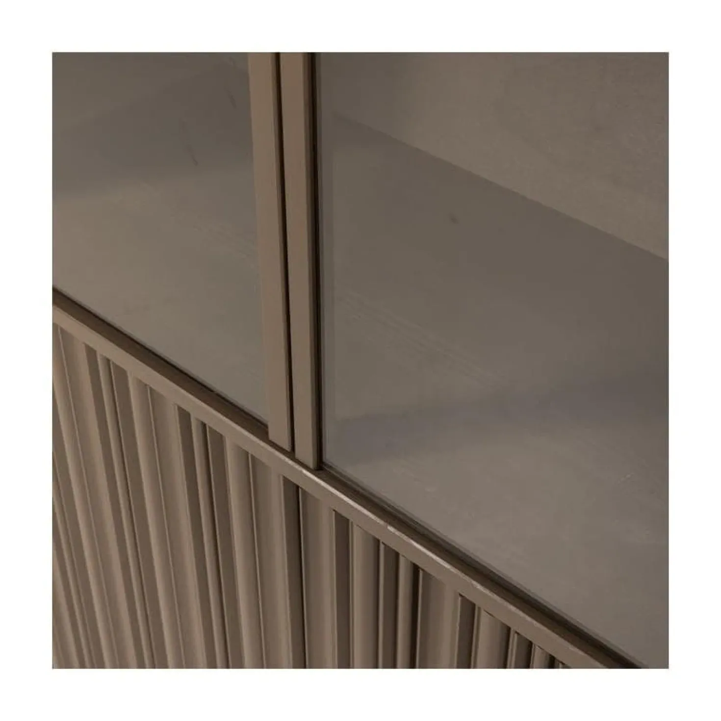 Nova Lage Vitrinekast Dennenhout Truffelbruin 102cm