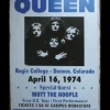 Queen Regis College - metalen bord