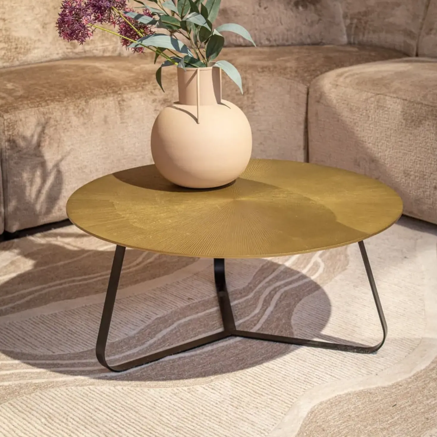 Riley salontafel aluminium ijzer 80cm (retourdeal)